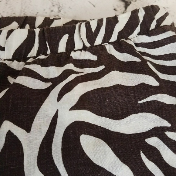 Chico's 100% Linen Zebra Print Capris / Crop Pant sz Sm / 0. - Picture 3 of 4